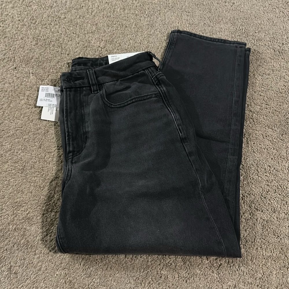 NWT American Eagle dark gray curvy mom jeans